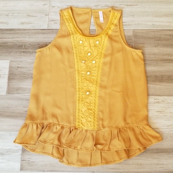 Xhilaration Tops - Crochet Accented Tank